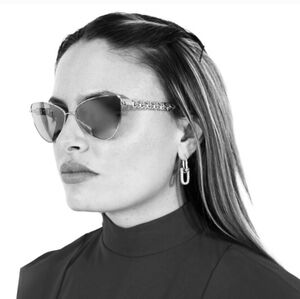 Women's Stylish Gold  Sunglasses With Box And Certifiate